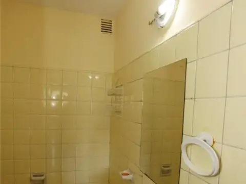 Departamento en Alquiler en Plaza San Martín, $ 400.000