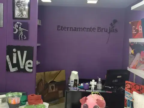 LOCAL EN DOS PLANTAS