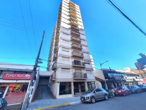 Chiozza 2200, Piso 3