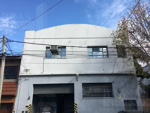 Local en Venta 40 años