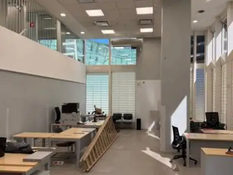 Local en Alquiler en Catalinas, USD 82.500