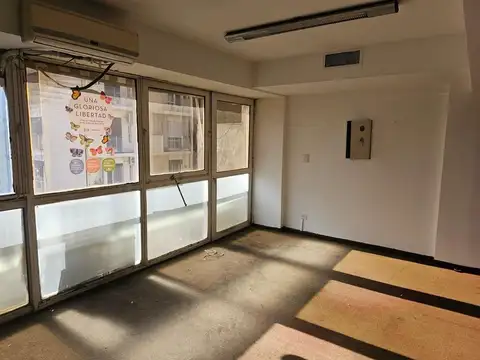 Oficina en alquiler 260 m2 en Microcentro
