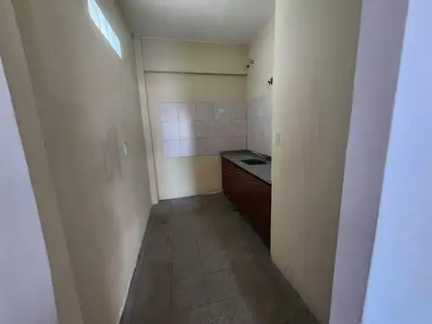 Oficina en Alquiler en Flores, $ 1.300.000