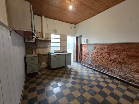 Depto Tipo Casa en Venta al Este