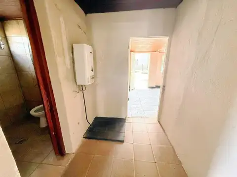 Casa en Alquiler con 3 cocheras