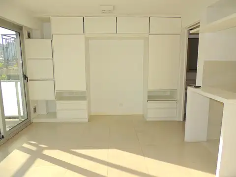 AV LAS HERAS al 2700