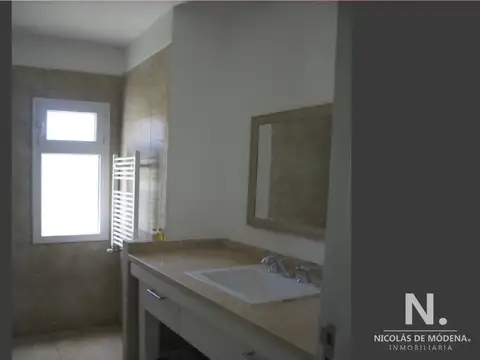 Casa en Alquiler Temporal en Montoya, USD 0