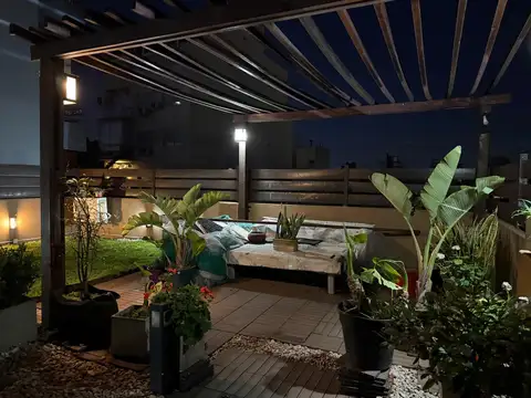 EXCLUSIVO DEPARTAMENTO DE 3 AMBIENTES CON BALCON Y TERRAZA PROPIA