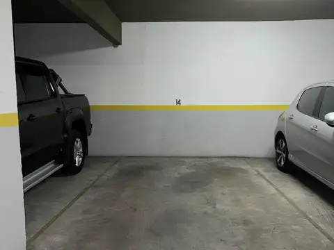 Alquiler - Cochera Cubierta - Caballito