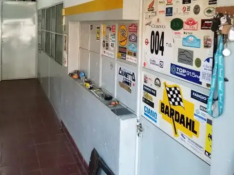 Local en Venta 50 años