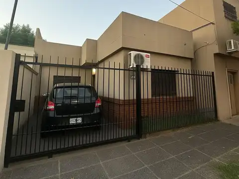 Ph de 3 ambientes en Castelar Norte