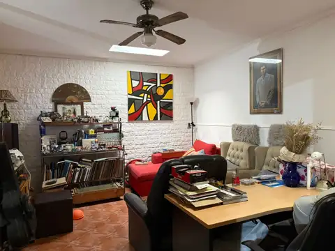 Depto Tipo Casa en Venta en Centro, USD 130.000