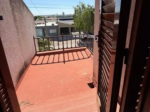 Casa en Alquiler 25 años