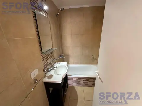 Departamento en Alquiler en Bella Vista, $ 700.000