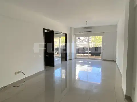 Departamento en Alquiler con 1 cochera