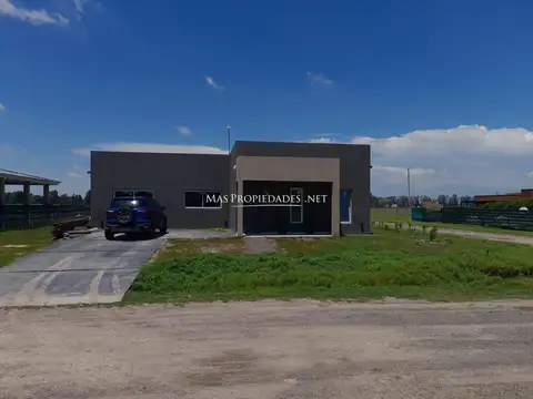 Venta Casa en Santo Domingo 3 Dormitorios Canning