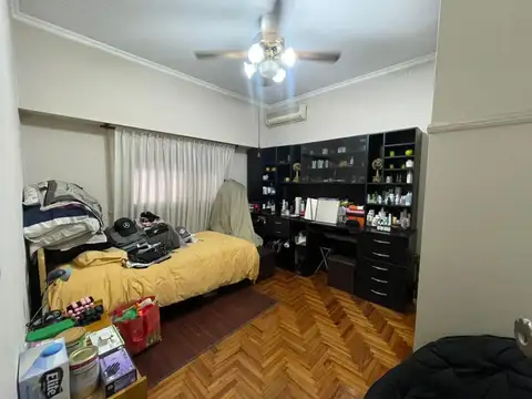 Motti de Tieghi 2200