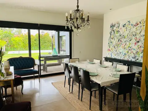 Casa en Alquiler Temporal en Talar Del Lago, USD 4.200