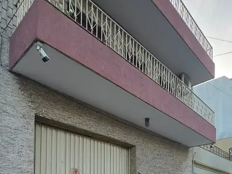 Galpón Multipropósito, en alquiler en Liniers