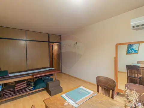 Oficina en Alquiler 67 años