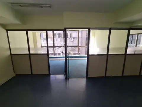 Oficina en Alquiler al Norte