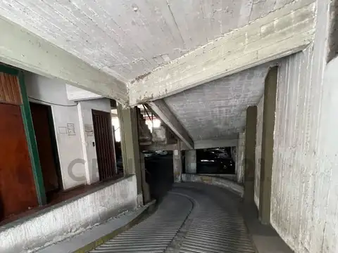 COCHERA EN VENTA LA PLATA