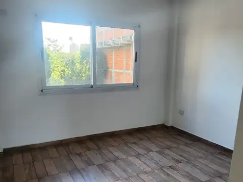 Alquiler depto 2 amb temperley