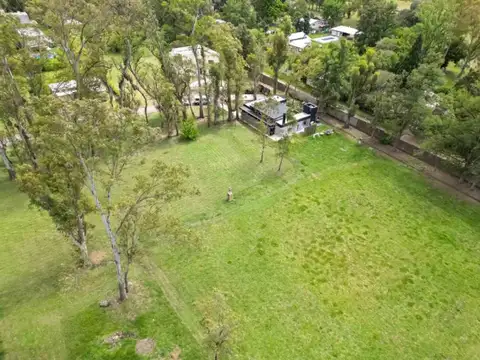 LA ARBOLADA CLUB DE CAMPO Ruta 2 KM 42 3500