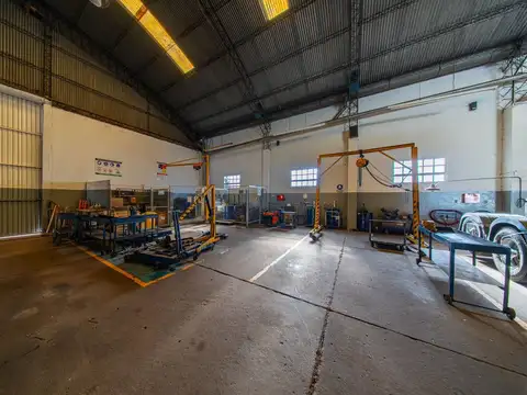 Avenida Génova 7500