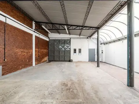 ALQUILER Galpón/ Depósito - Multiuso