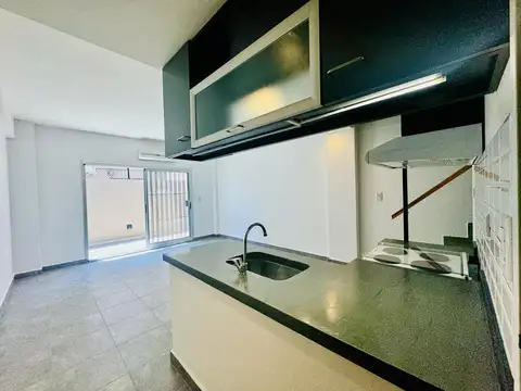 Depto Tipo Casa 2 ambientes con 1 baño