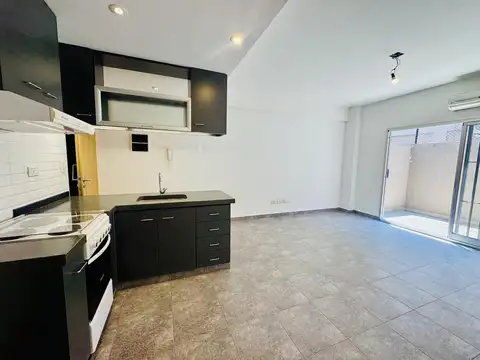 Depto Tipo Casa en Alquiler de 2 ambientes