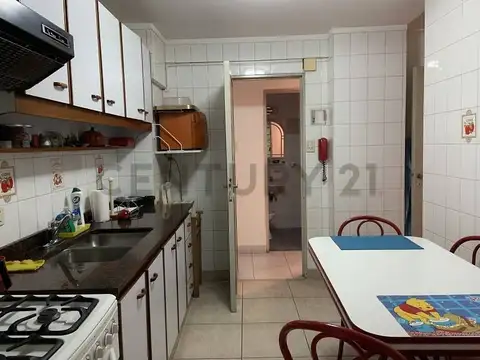 Departamento en Venta en Villa del Parque, USD 179.000