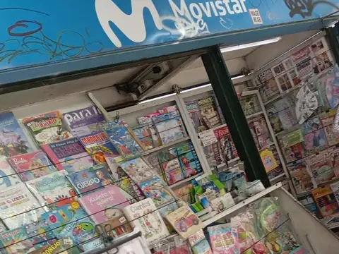 SE VENDE KIOSCO EN 18 DE JULIO