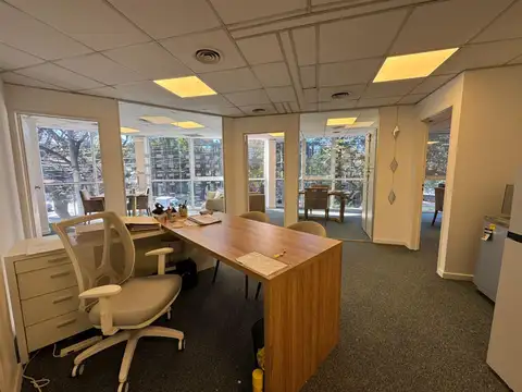 Oficina en alquiler en Acassuso