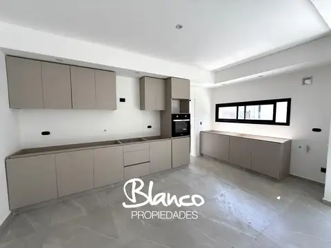 Casa en Venta en San Matias, USD 310.000