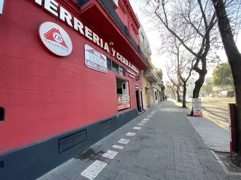 Galpon en Venta en Barracas, USD 130.000