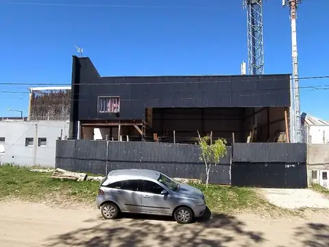 Galpon en Venta 35  mts Frente