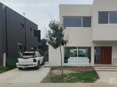 Casa en venta en Villa Marina - Tigre