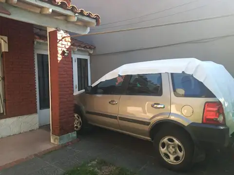 Venta de 3 Casas ideal para familia numerosa buena ubicacion