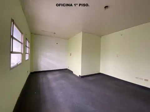 Oficina Monoambiente con 3 baños