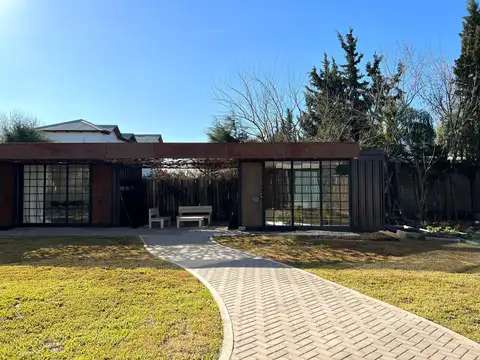 Oficina en Venta en Aldea Lago, USD 3.000