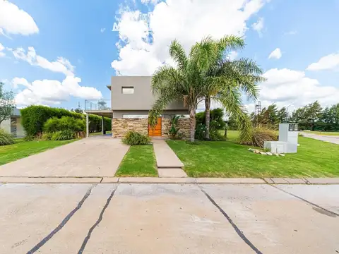 Av Fuerza Area  al 1400