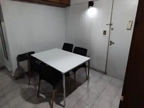 VENTA 2 DORMITORIOS. RENTADO CORRIENTES 2100