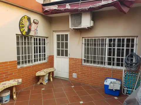 Depto Tipo Casa en Venta en Villa Lugano, USD 160.000