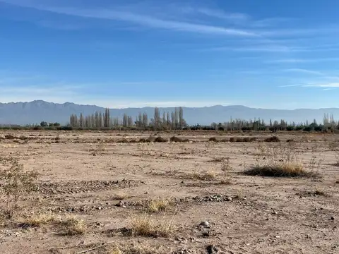 Terreno en Venta en Lunlunta, USD 11.500