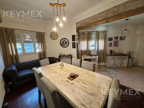 Casa en  venta de 5 ambientes en Villa Urquiza