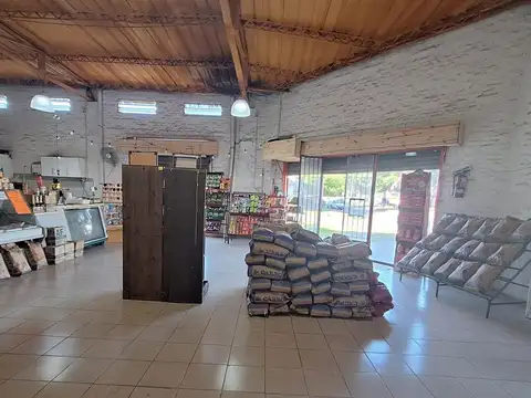 Local en Venta 40 años