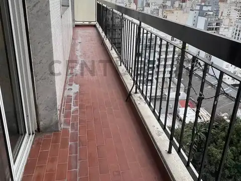 Av. Rivadavia 7100, Piso 0