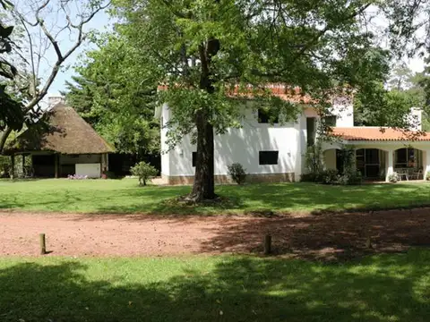 Casa en Alquiler Temporal de 8 dormitorios